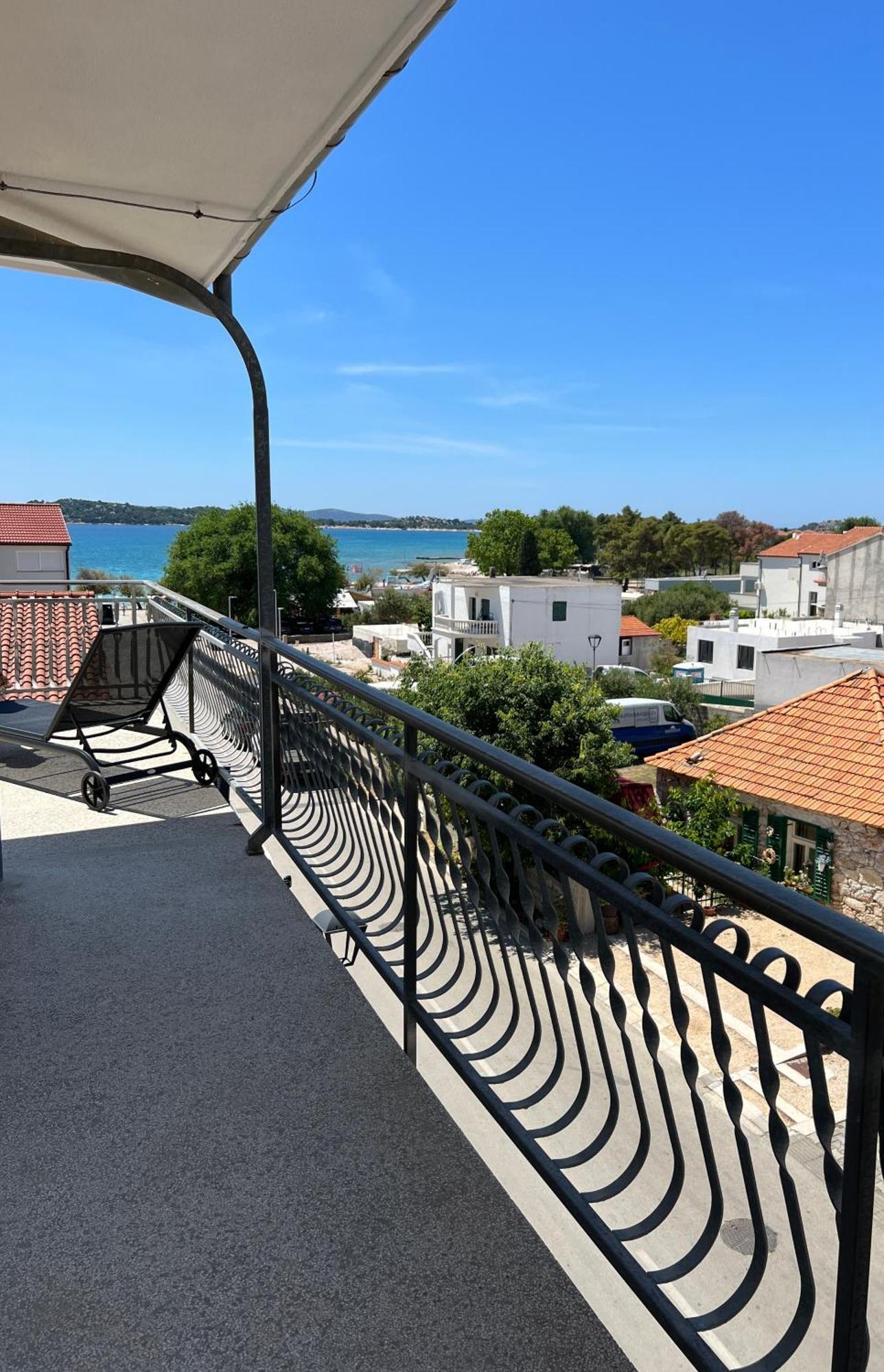Apartments Dalmatino Vodice Exterior photo